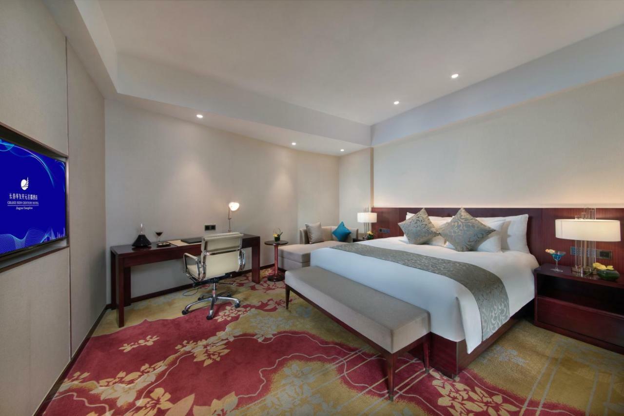 Grand New Century Hotel Jingyue Changchun Zhuanwachang Dış mekan fotoğraf