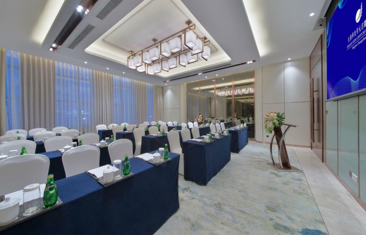 Grand New Century Hotel Jingyue Changchun Zhuanwachang Dış mekan fotoğraf